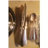 Image 6 : Meradin Caraf, Creamer & Sugar, & Cutlery