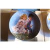 Image 2 : 4 Collectors Plates