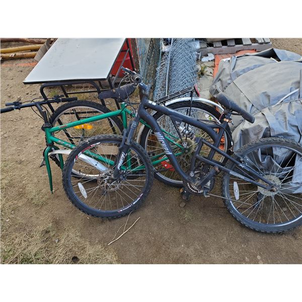 2 MEN'S BICYCLES FOR PARTS OR REPAIR