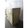 Image 3 : 4 Drawer Dresser 34 X 18 X 41.5