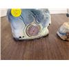 Image 2 : CERAMIC ELEPHANT THERMOMETER & CARASOLE FIGURE