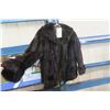 Image 5 : Ladies Fur Coat