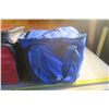 Image 8 : 3 Cooler Bags, 1 By Coleman