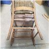 Image 5 : Vintage stools and hardwood chair (cracked seat)
