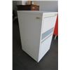 Image 2 : Wheeled Stand / Filing Cabinet 15 X 15.75 X 29