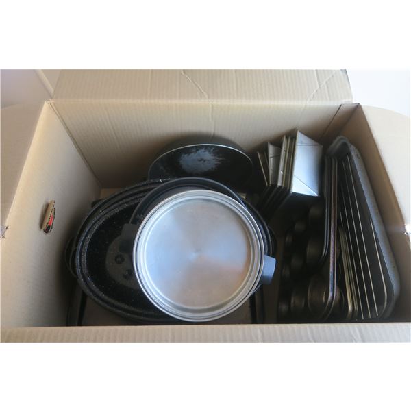 Box of Bakeware