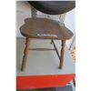 Image 1 : Vintage Wooden Chair Missing Back