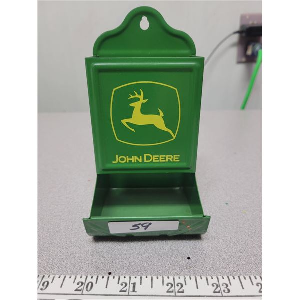 Match holder John Deere excellent condition