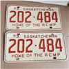 Image 1 : Saskatchewan License Plate 1973 F plate matching pair