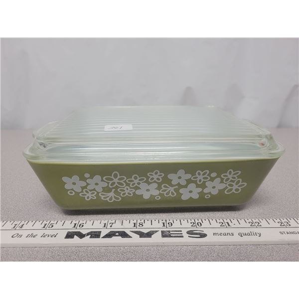 Pyrex fridge dish