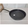 10.5" Cast Iron frypan - Wagner