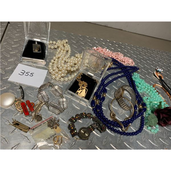 Assorted Costume Jewellery