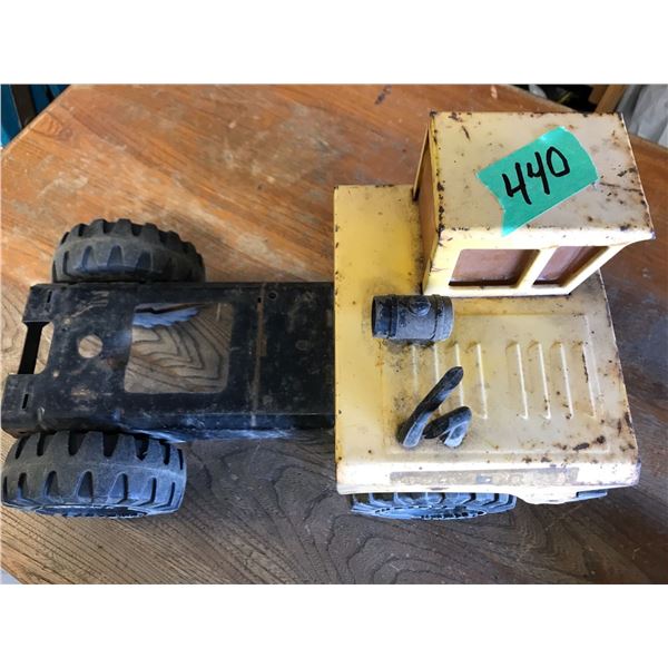 Tonka toy (16" long incomplete dump truck)