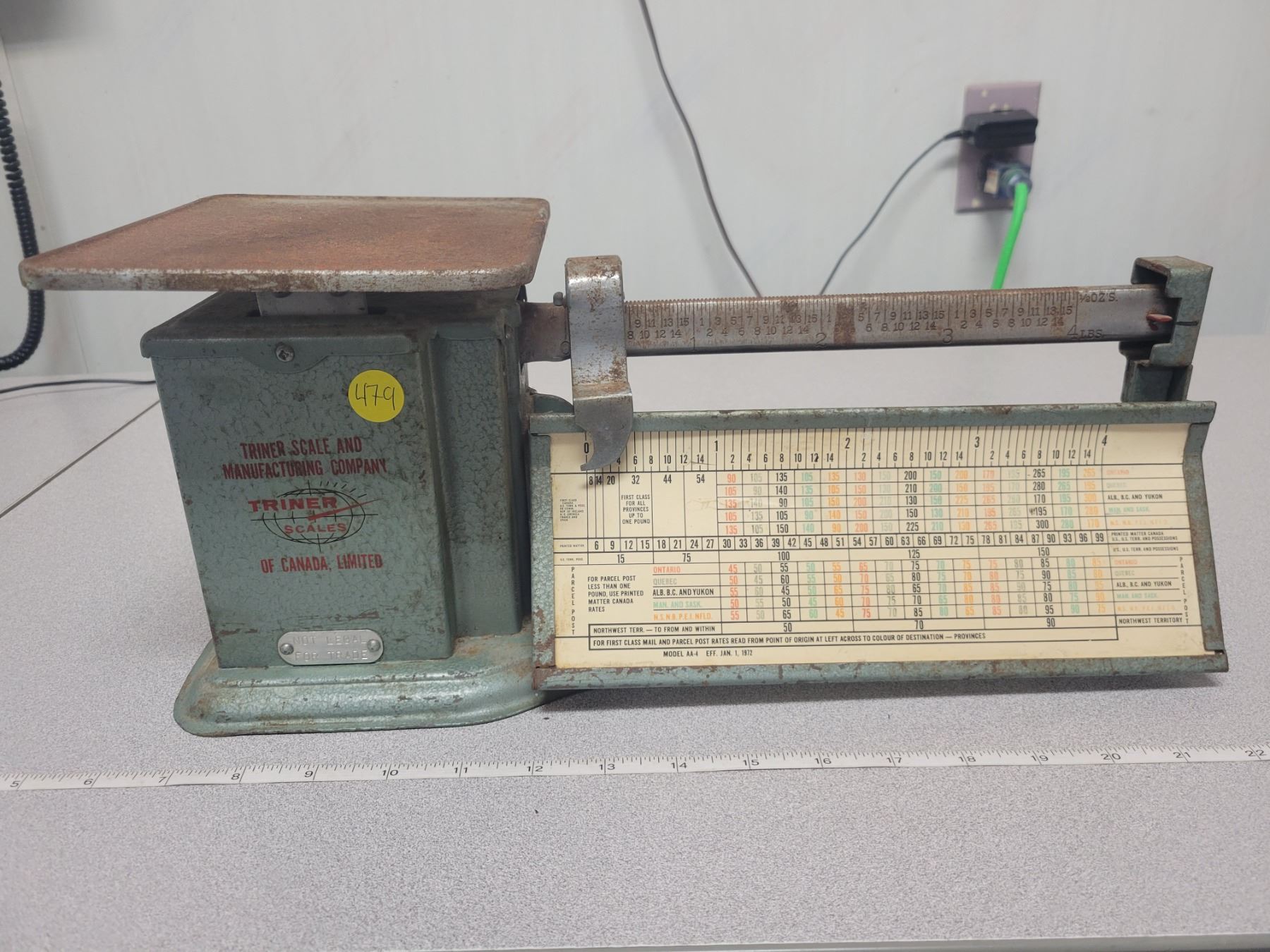 Antique postal scale Triner scale & Mfg co. Made in Canada Schmalz