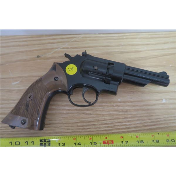 Crossman .177 Revolver Pellet Gun