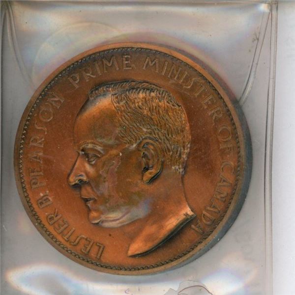 Lester B. Pearson bronze medal with Canada’s new flag (colourized) on the reverse. Nice.