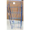 Image 1 : metal rack