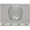 Image 1 : Glass world globe paper weight