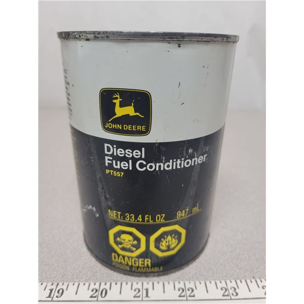 Empty John Deere quart oil can