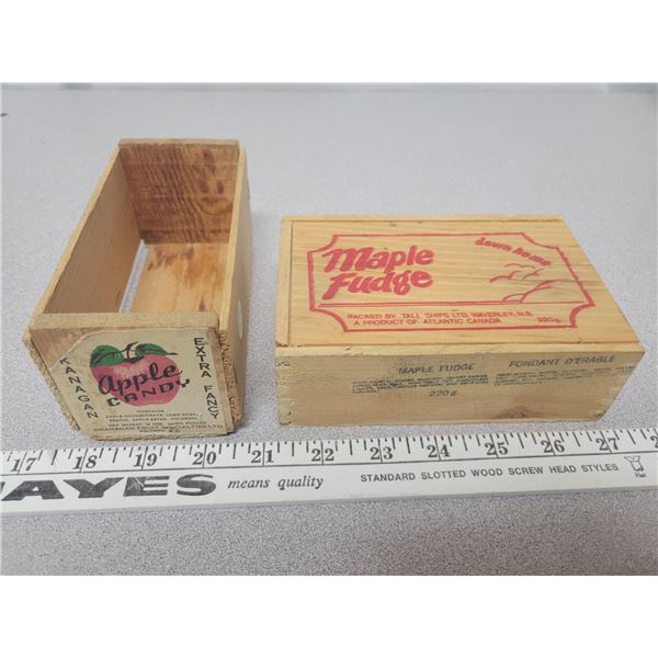 2X Wooden small storage boxes