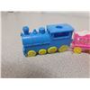 Image 4 : Vintage mini train set (plastic)