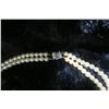 Image 4 : 3 Pearl Style Necklaces