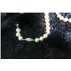 Image 6 : 3 Pearl Style Necklaces