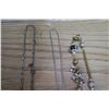 Image 5 : 3 Assorted Necklaces