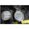 Image 7 : 2 Compasses