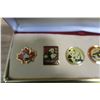 Image 3 : 6 Panda Pins In Box