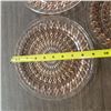 Image 2 : Vintage pink depression glass buttons and bow 9" Dinner plates (3)