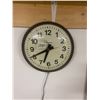 Image 1 : School Clock - Ingraham 14" Across