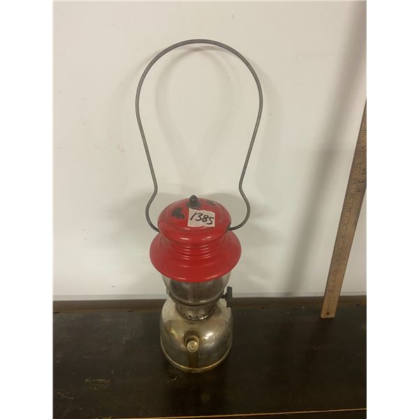 Coleman Lantern Model 200 1952 With Glass