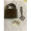 Image 1 : Lock and Key - Yale