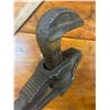 Image 4 : Vintage 18" Pipe Wrench - Green Field - Unique Design 10" x 7"