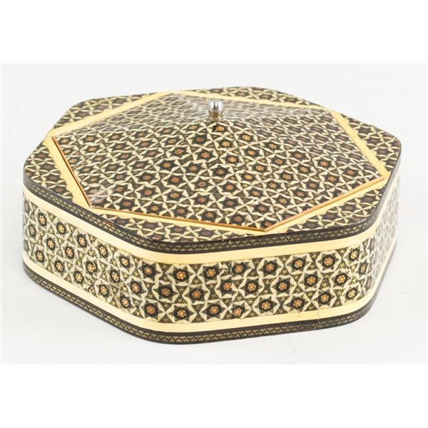 Wooden Gilt Jewelry Box with Lid