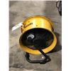 Image 2 : CATERPILLAR 14" HIGH VELOCITY  ELECTRIC DRUM AIR CIRCULATOR