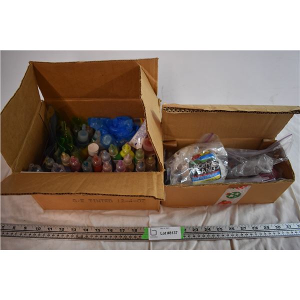 Paint and Crafting Sand