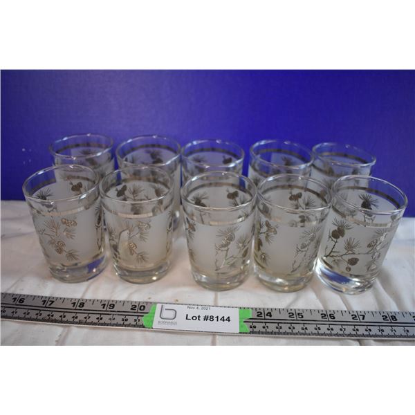 Small Frosted Pinecone Cups