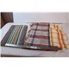 Image 1 : Woven floor mats and kitchen towels