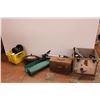 Image 1 : *misc. Items; sprayer, tool box, tripod