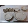Image 1 : Sensation dinnerware set for four
