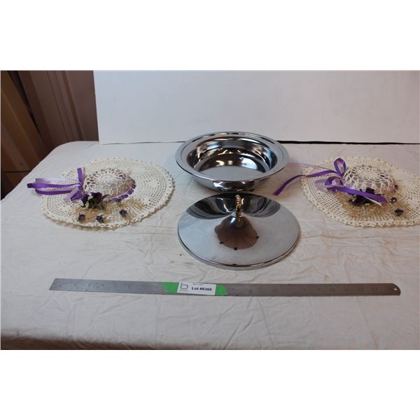 footed pot and hat shaped decor