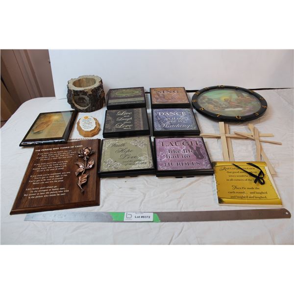 Various wall hangings; The last Supper Clock, Quotes and sayings