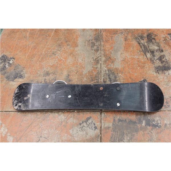 *Riva’s children plastic snowboard z-comp 110