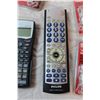 Image 4 : Fiber insulated staples, calculators, Philips universal remote