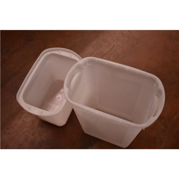 *Plastic Storage Bin