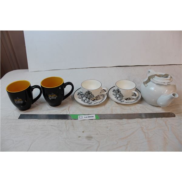 Ceramic mugs and Tea pot (new); Hi-Bis City, Harry Potter