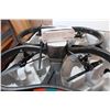 Image 8 : (2) Parrot drones - 1 looks to need repair / for parts - includes batteries, bodies, misc