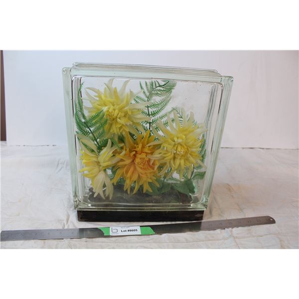 Decorative wall tile